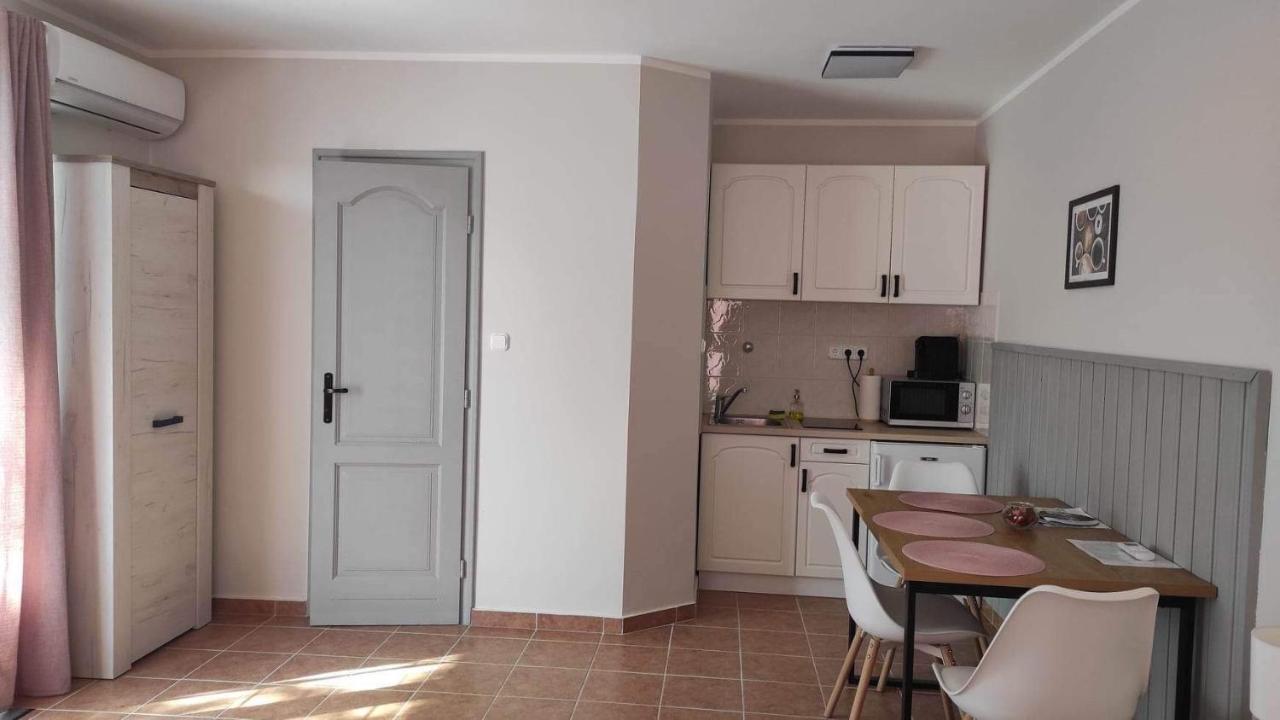 Silence Apartmanhaz Zalakaros Ngoại thất bức ảnh